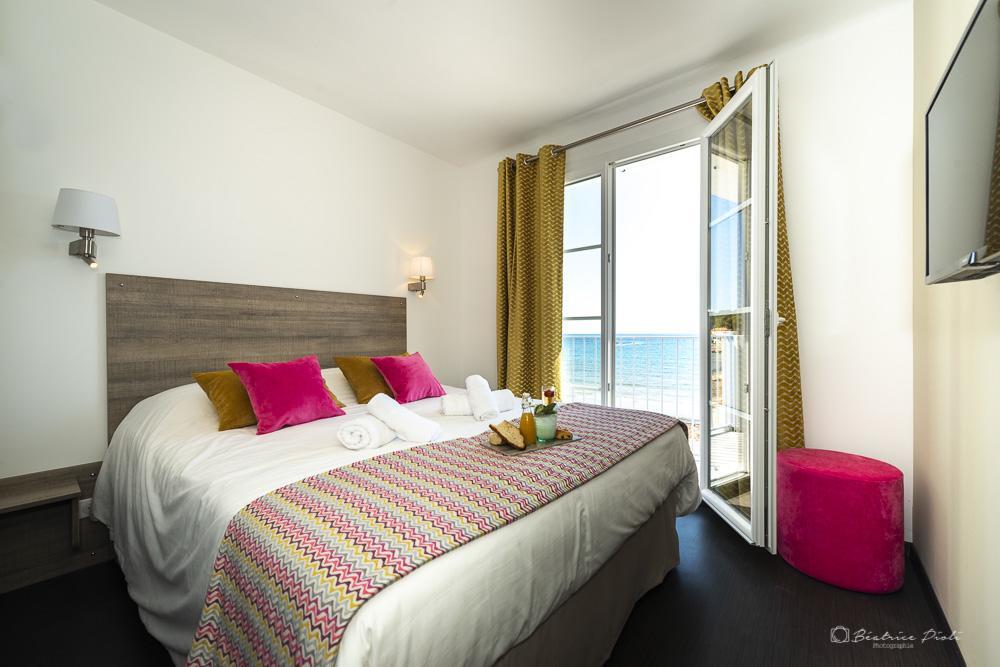 Hotel George Sand Ла Сен-сюр-Мер Екстериор снимка